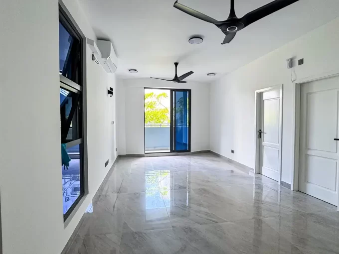 Unfurnished 2+1 bedroom apartments in floors 3rd to 4th, from a residential building in Majeedhee Magu, Galolhu, Male'.