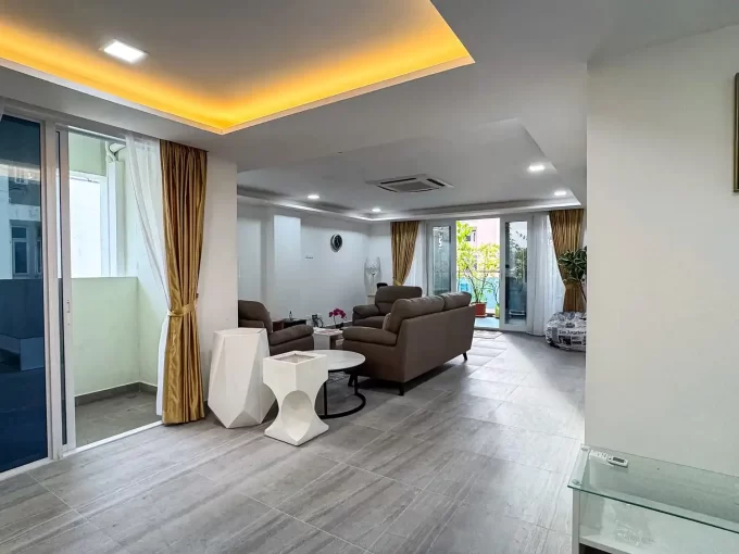 Brand new fully furnished 3+1 bedroom luxury apartment on the 9th floor of a residential building in Kaasinjee Magu, Henveyru, Male'.