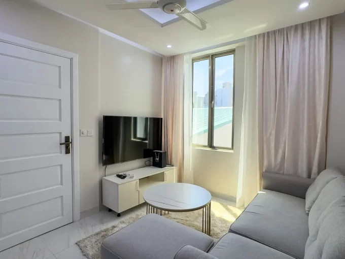 Fully furnished 3 bedroom 2 bathroom luxury apartment on the 6th floor of a residential building in Fareedhee Magu, Maafannu, Male'.