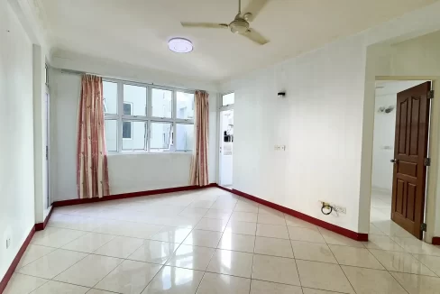 Unfurnished 3 bedroom apartment on the 2nd floor of a residential building in Chaandhanee Magu, Macchangoalhi, Male'.
