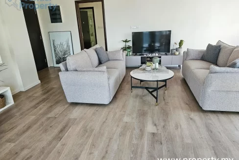 Fully furnished 3+1 bedroom penthouse canal view apartment in Platinum Residences, Block B, Hulhumale'.