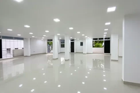Commercial office space for rent from a mixed use building in Sosun Magu, 4th Floor, Henveyru, Male'.