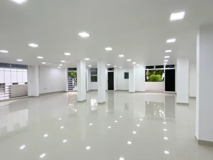 Commercial office space for rent from a mixed use building in Sosun Magu, 4th Floor, Henveyru, Male'.