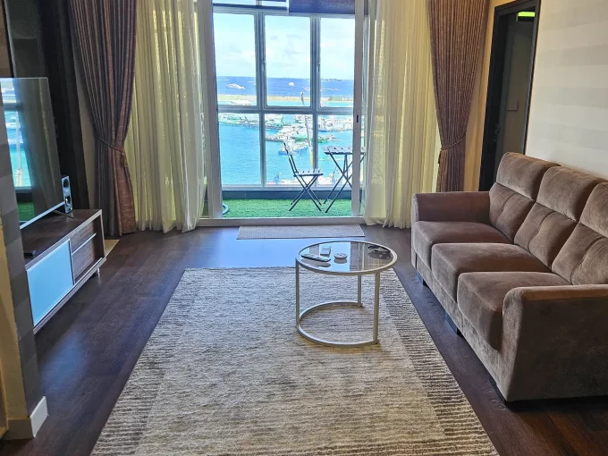 Fully furnished 3+1 bedroom sea view apartment in Renaatus Ithaa Muiy, 7th Floor, Hulhumale'.