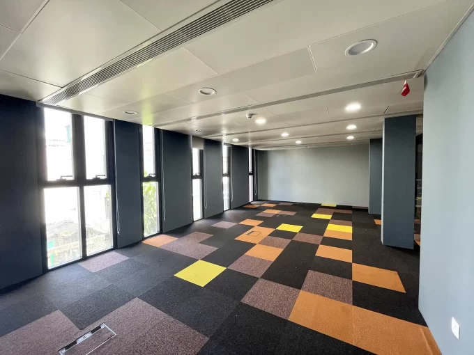 Commercial office spaces in M. Oceanic Villa, 4th, 5th & 6th floors, Fulooniyaa Magu, Maafannu, Male'.
