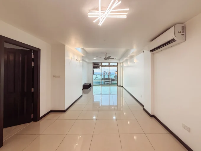 Semi furnished 3+1 bedroom apartment on the 6th floor from a residential building in Haveeree Hingun, Maafannu, Male'.